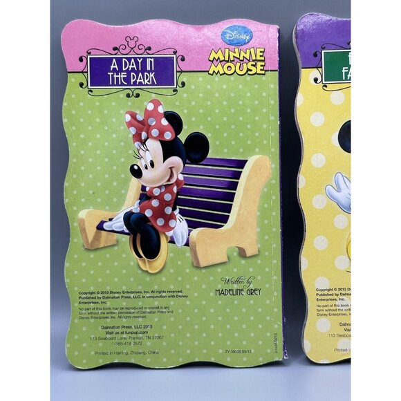 Disney Minnie Mouse Lot Of 2 Books 2013 Feeling Fabulous Day In The Park READ - Picture 7 of 9